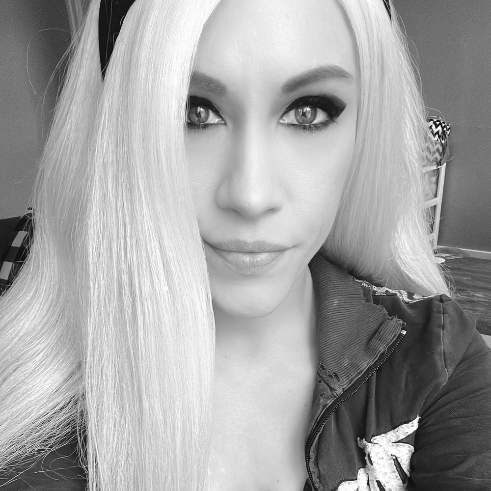 Meet your Posher, Kelly